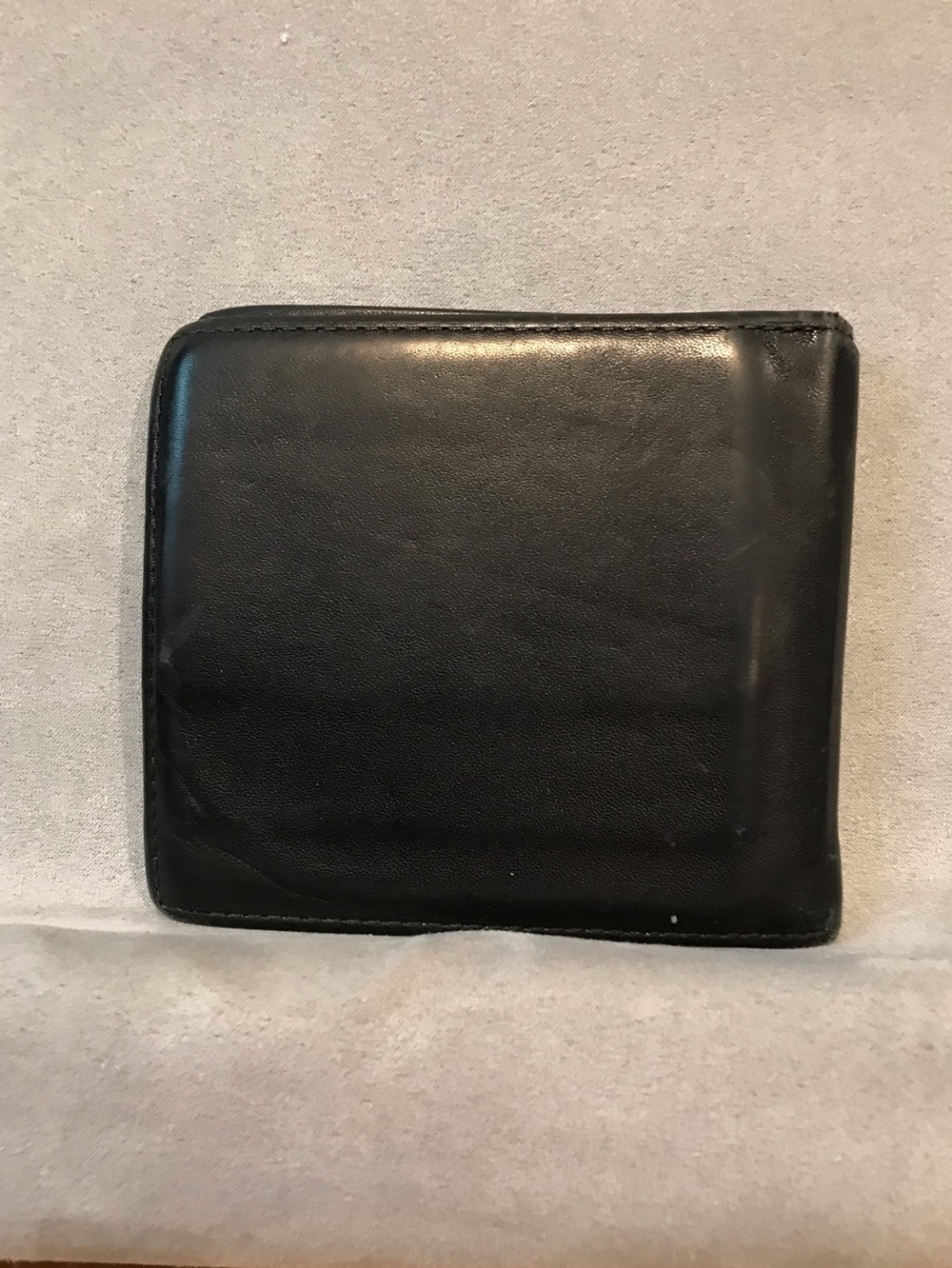 Tumi Black Leather Bifold Card Holder Wallet - Picture 2 of 5